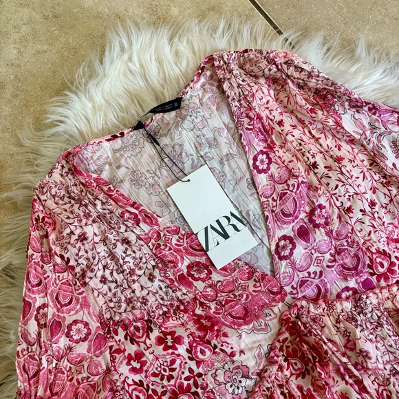 PATCHWORK PRINT MINI DRESS - Picture 10 of 15